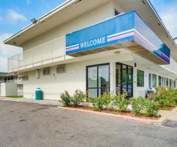 Motel 6 Muskogee