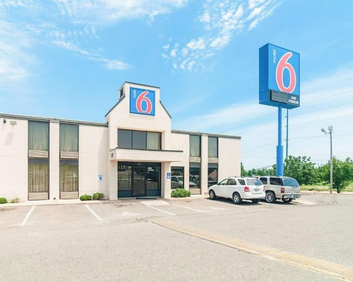 Motel 6-Oklahoma City, OK - South