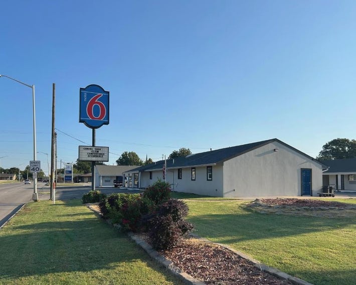 Motel 6 Ponca City, OK