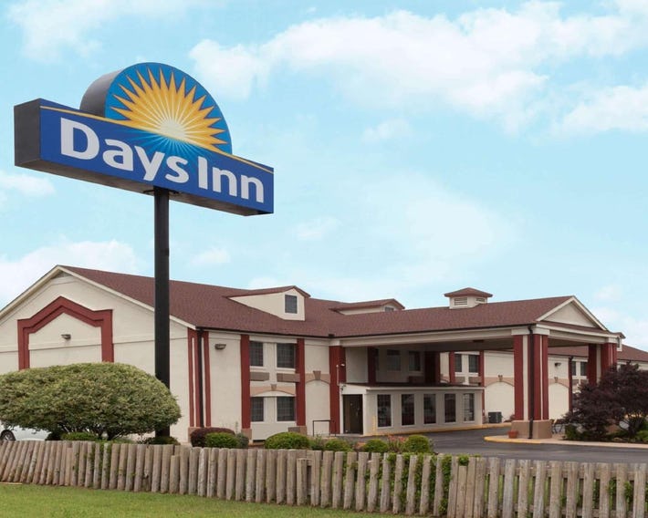 Days Inn by Wyndham Shawnee