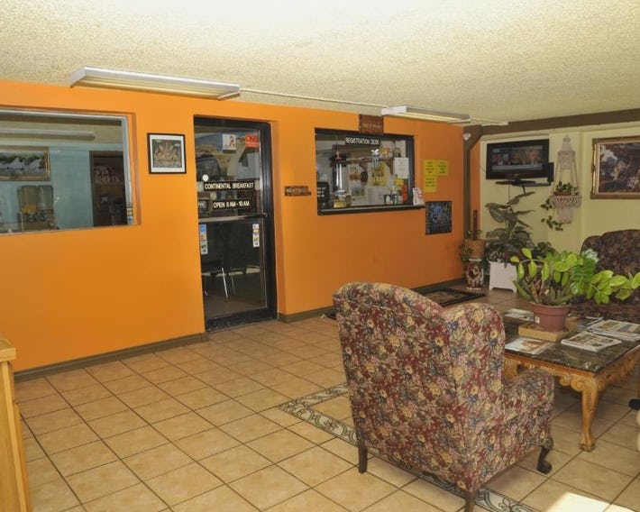 HWY Express Inn & Suites