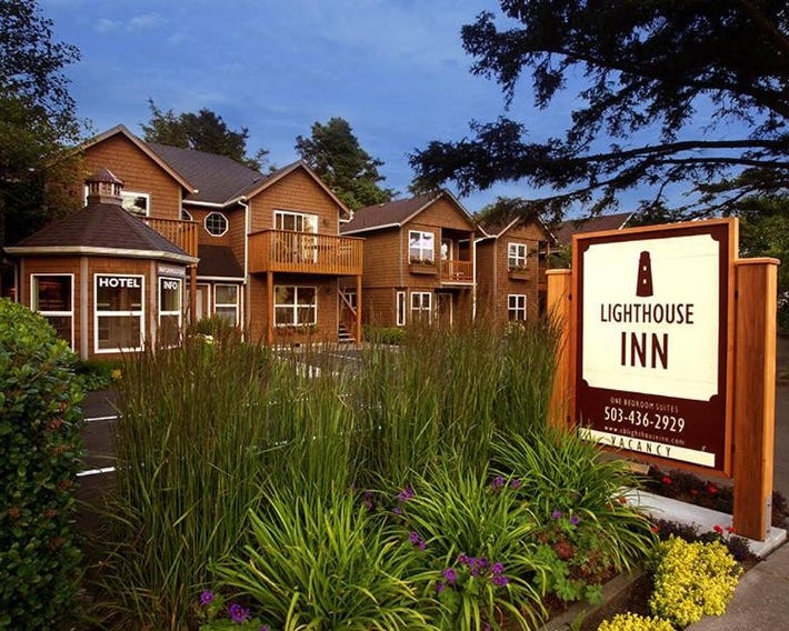 Lighthouse Inn