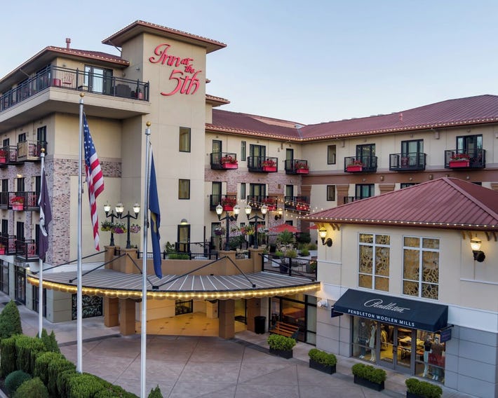 Inn at the 5th