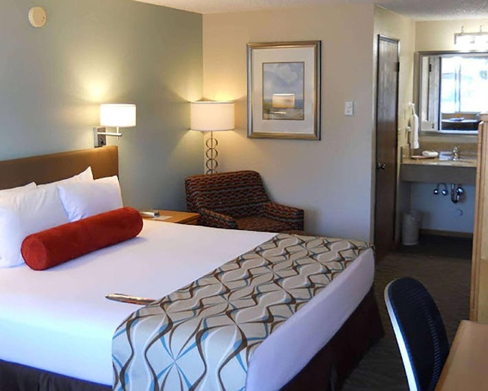 Super 8 by Wyndham Florence OR