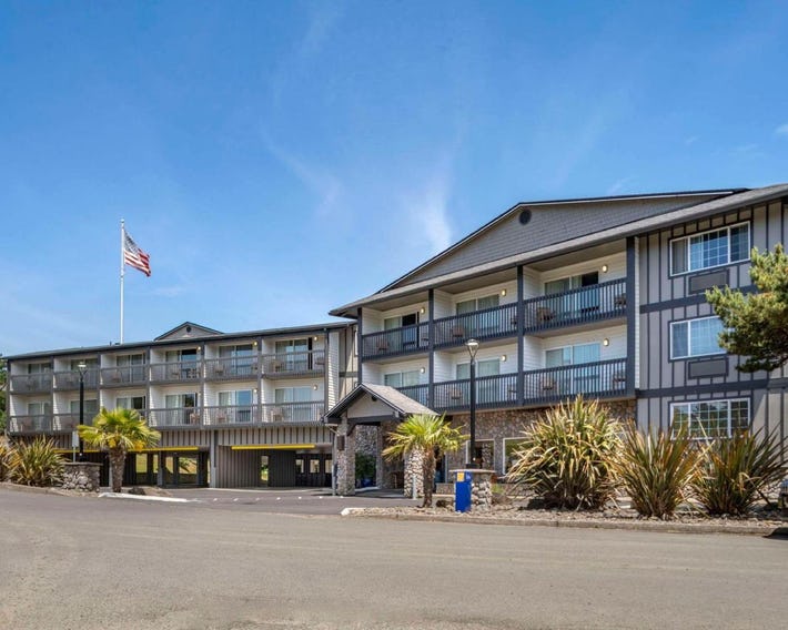 Comfort Inn & Suites