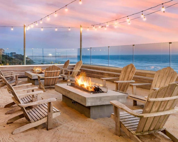 Elizabeth Oceanfront Suites, an Ascend Hotel Collection Member