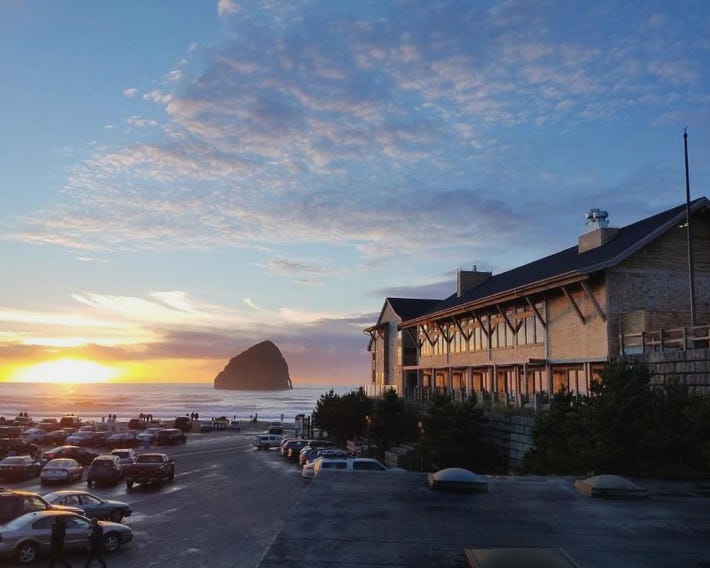 Headlands Coastal Lodge & Spa