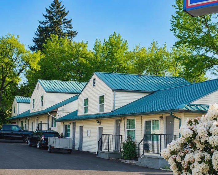 Budget Lodge by OYO Portland West