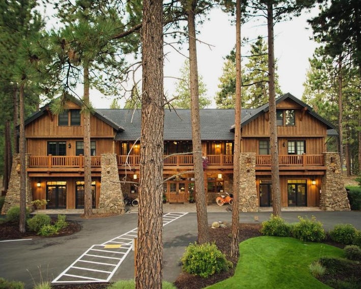 FivePine Lodge