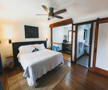 Sisters Motor Lodge
