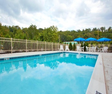 Holiday Inn Express Bentleyville
