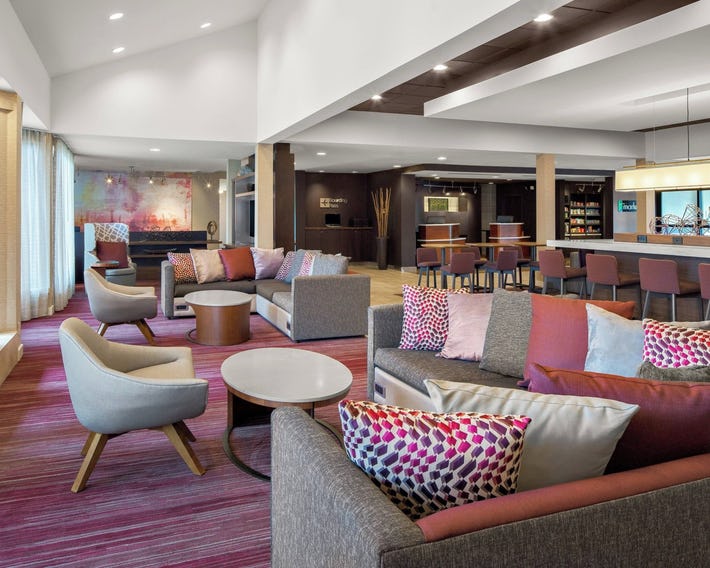 Courtyard by Marriott Pittsburgh Airport