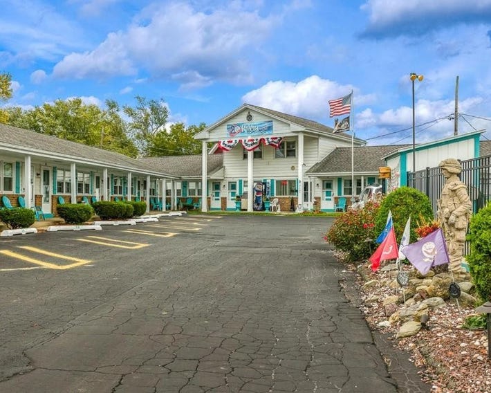 Riviera Motel