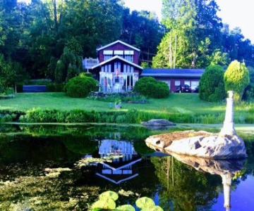 Lake Mocatek Inn