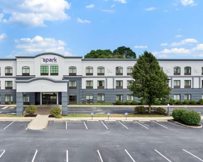 Spark by Hilton Lancaster Dutch Country