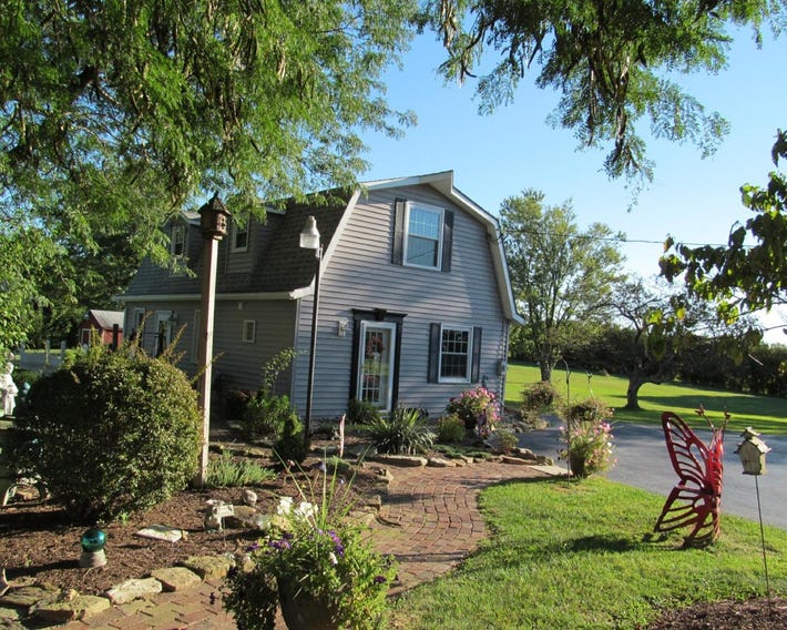 The Carriage House on Slope Hill