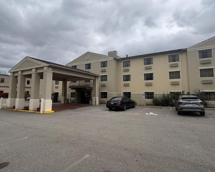 Wingate by Wyndham Pittsburgh West Mifflin