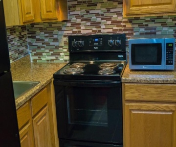 Sullivan Trail Inn & Suites