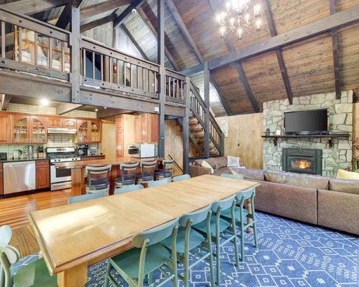 Mt Maplewood Lodge