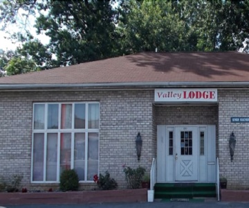 Valley Lodge