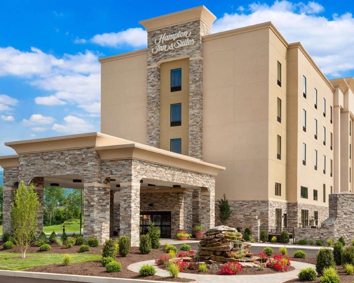 Hampton Inn & Suites Williamsport - Faxon Exit