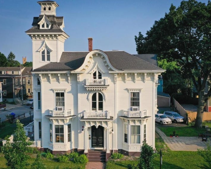 The Wedding Cake House