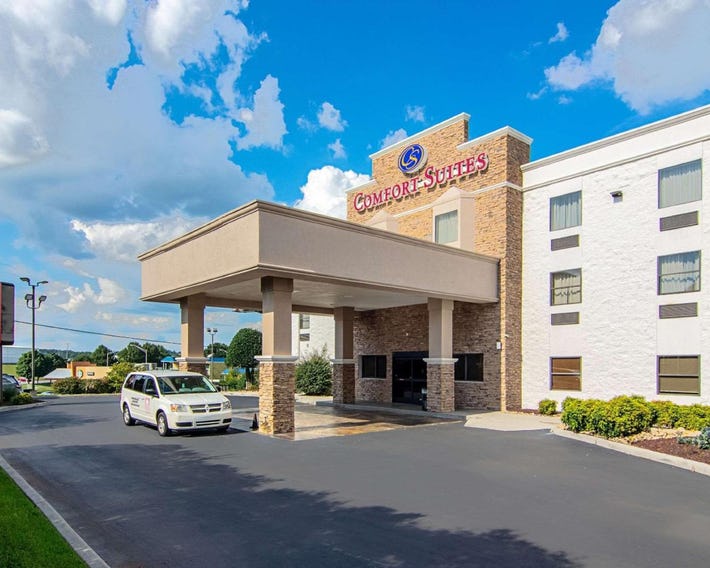 Comfort Suites Knoxville Airport