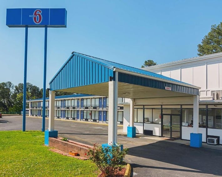 Motel 6-Cleveland, TN