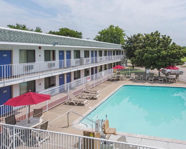 Motel 6-Goodlettsville, TN - Nashville