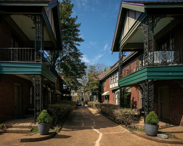 Memphis Belvedere Suites