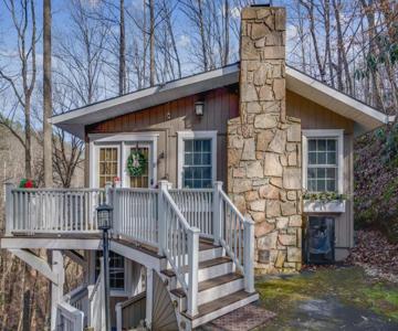 Spring Creek Cottage chalet