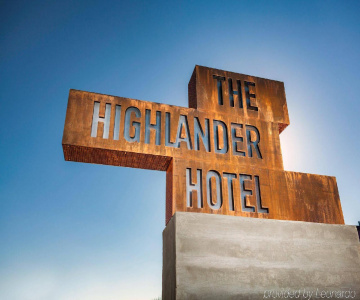 The Highlander Hotel