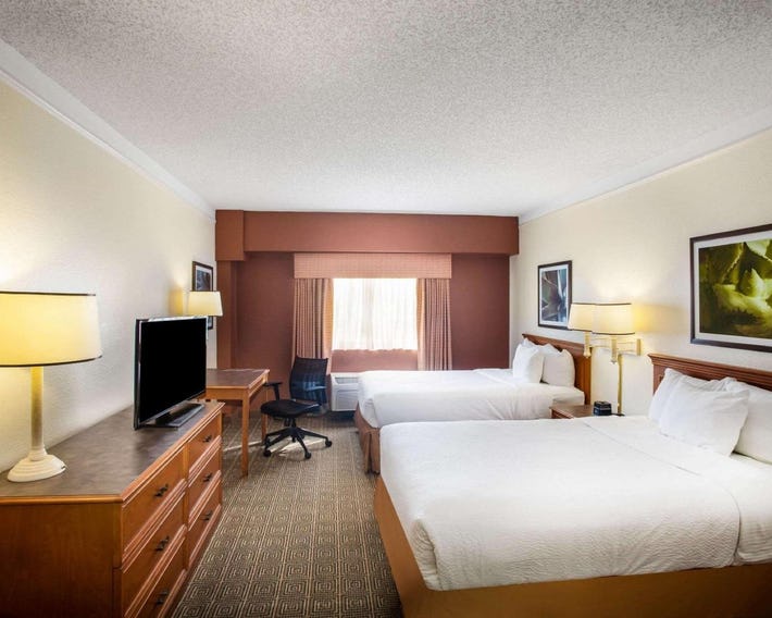La Quinta Inn by Wyndham Austin Capitol / Downtown