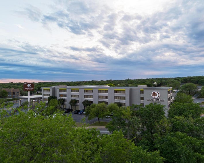 DoubleTree by Hilton Hotel Austin Northwest Arboretum