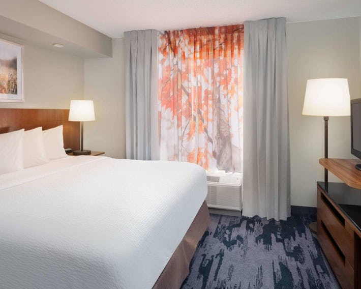 Fairfield Inn and Suites Austin South