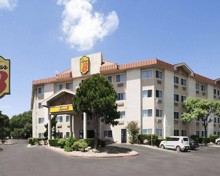 Super 8 by Wyndham Austin North/University Area
