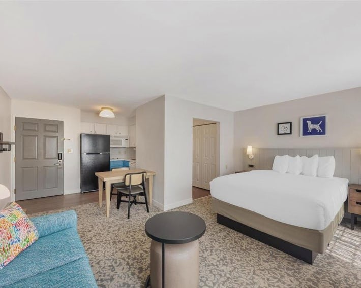 Sonesta ES Suites Austin The Domain Area - Newly Renovated