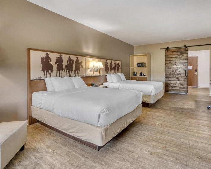 Best Western Bandera Suites & Saloon