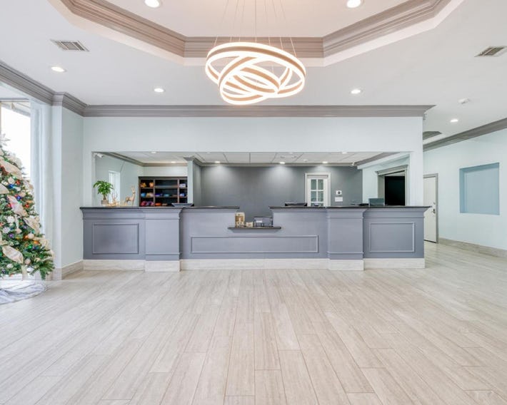 Hotel Elev8