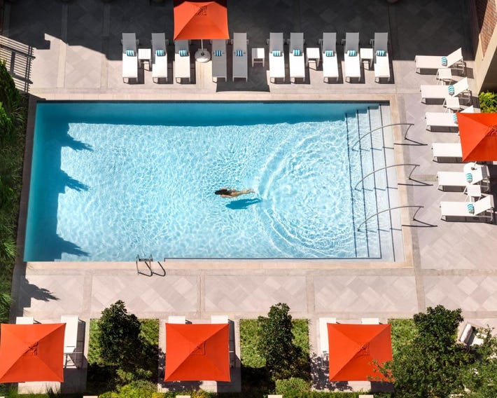 Warwick Melrose Hotel