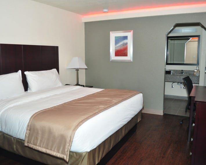 Trinity Suites Downtown Dallas