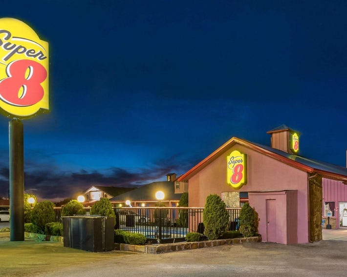 Super 8 by Wyndham Eastland