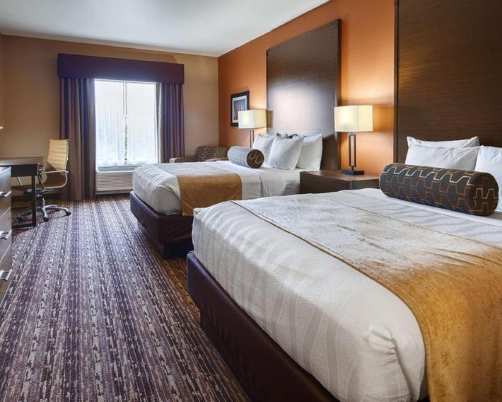 Best Western Plus Elmendorf Hotel San Antonio Hotel