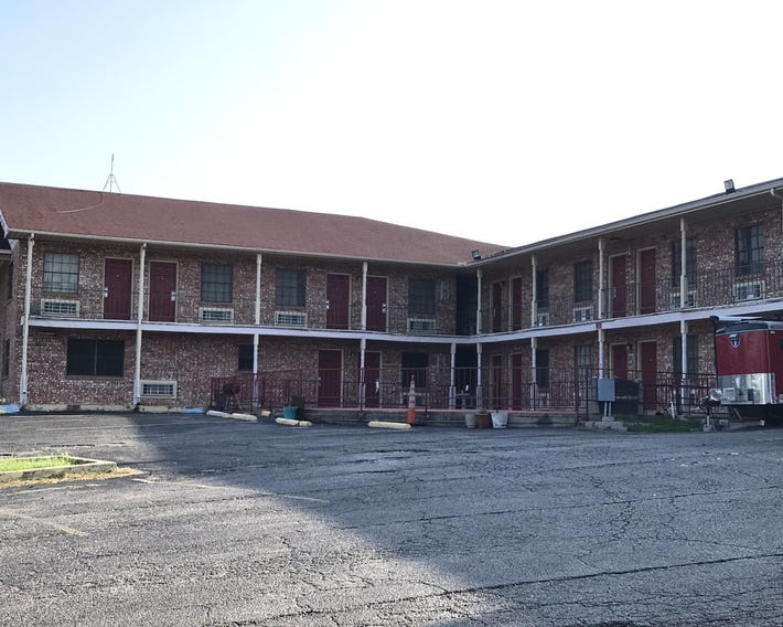 Salt Creek Lodge