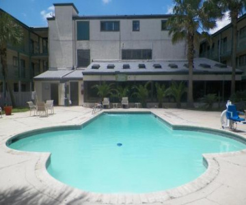 Amerihome Inn & Suites Houston Airport North