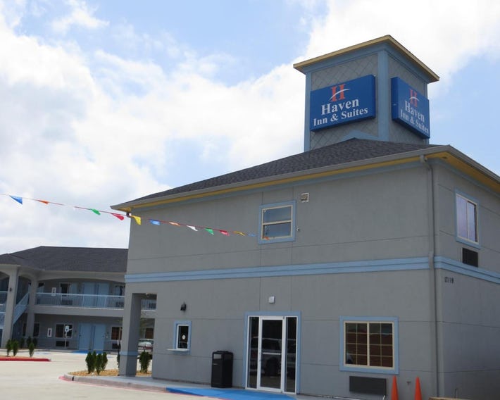 Haven Inn & Suites willowbrook