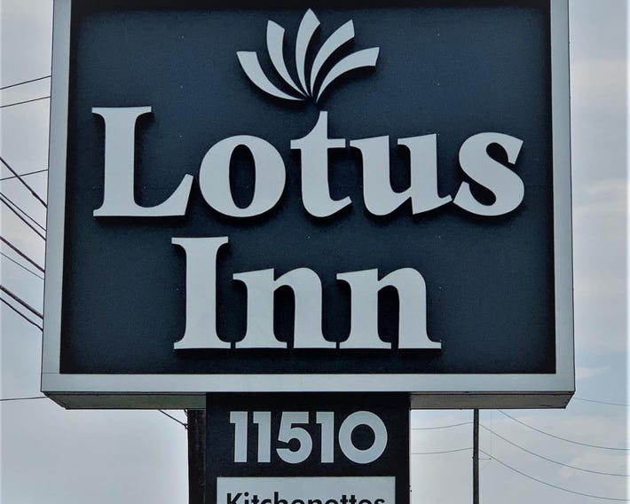 LOTUS INN