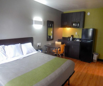 Studio 6 Houston, TX - Intercontinental Airport South
