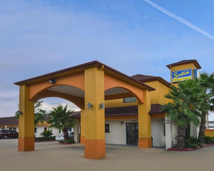 Scottish Inn and Suites Highway Six South