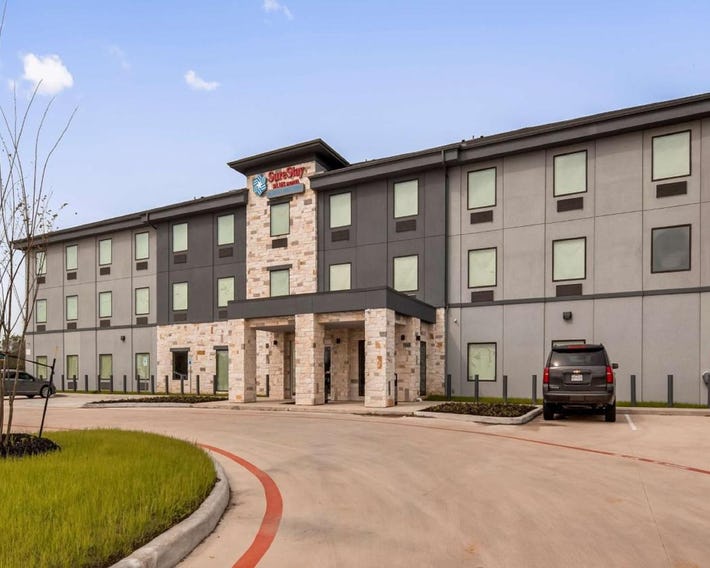 SureStay Plus Hotel by Best Western Humble
